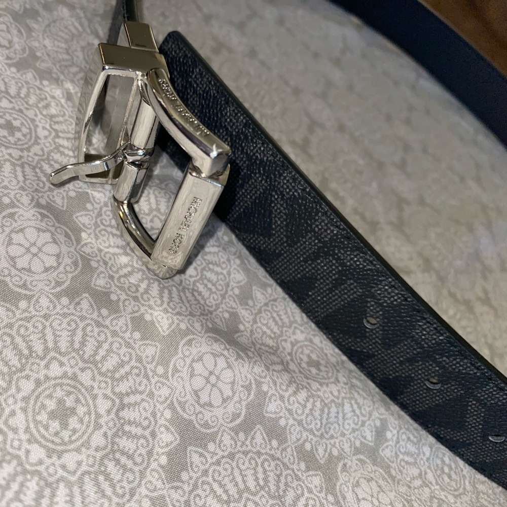 NWT MK reversible belt 🛍️
